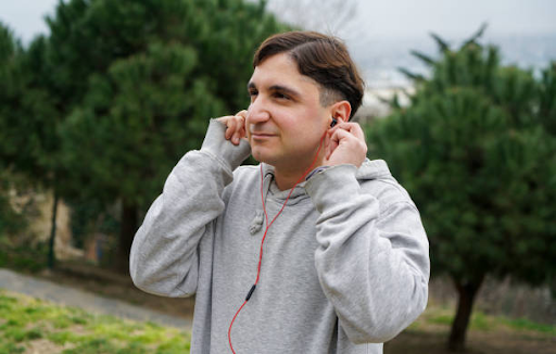 Best Noise Cancelling Earbuds Under 100 Pounds Best Noise Cancelling Earbuds Under 100 Pounds