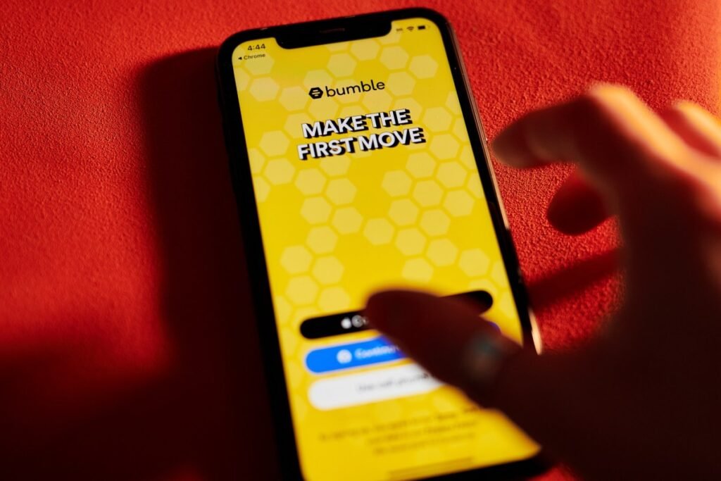 Bumble adds AI-powered photo feedback and profile guidance tools Bumble adds AI-powered photo feedback and profile guidance tools
