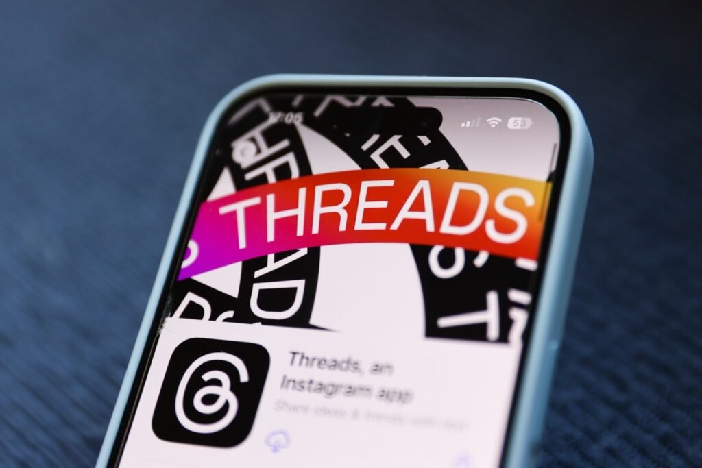 Threads posts can now be shared directly to your Instagram Story without leaving the app Threads posts can now be shared directly to your Instagram Story without leaving the app